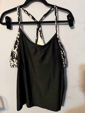 Xersion Black and White Tankini Swim Top
